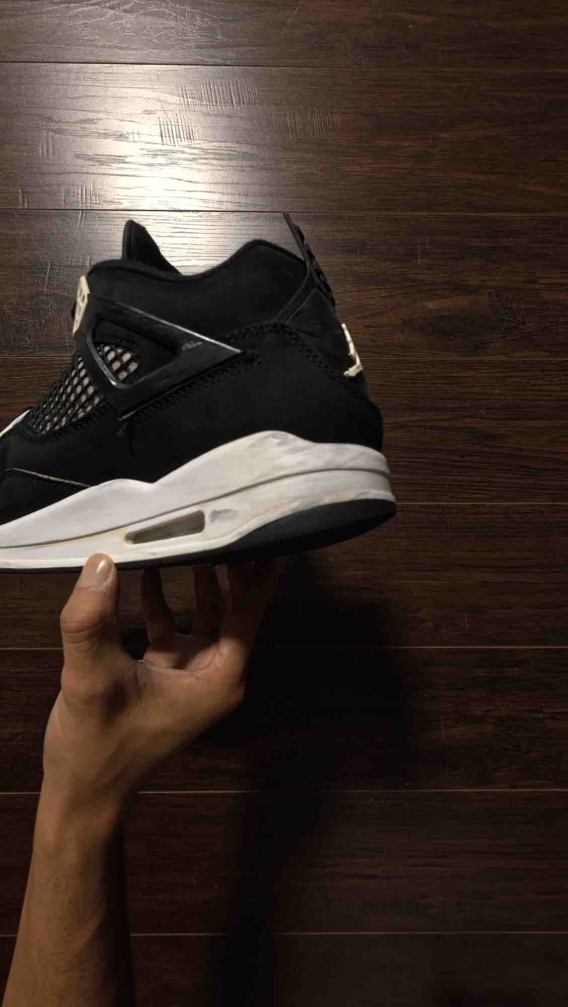 Jordan 4 Retro White Thunder [USED] - 11.5 M