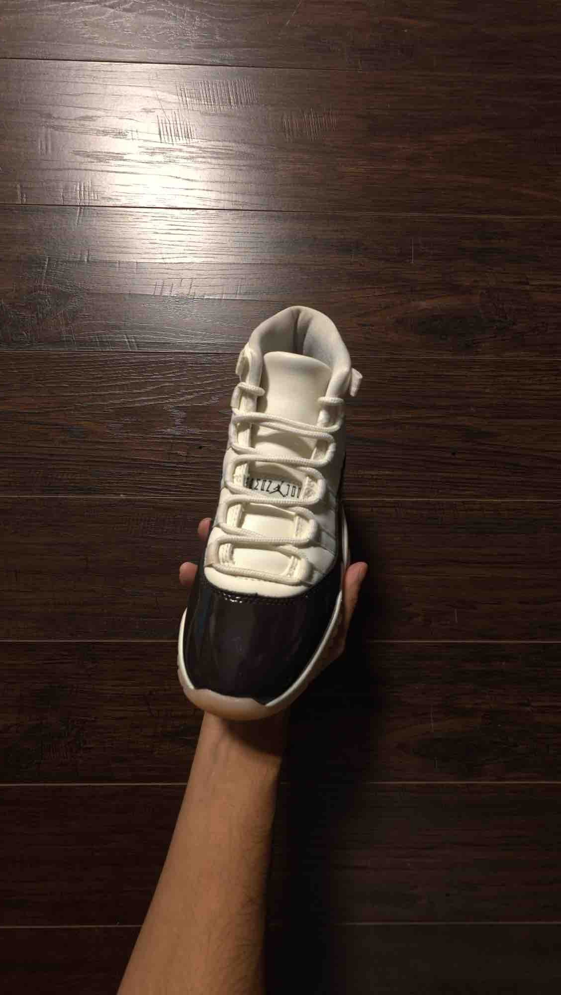 Jordan 11 Retro Neapolitan (Women's) [USED] - 6W