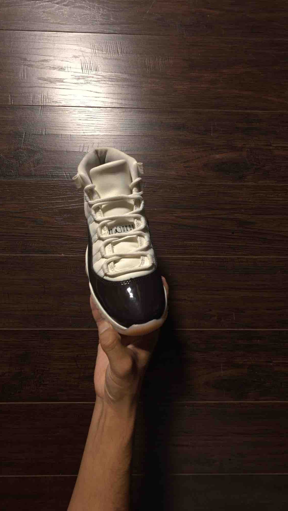 Jordan 11 Retro Neapolitan (Women's) [USED] - 6W