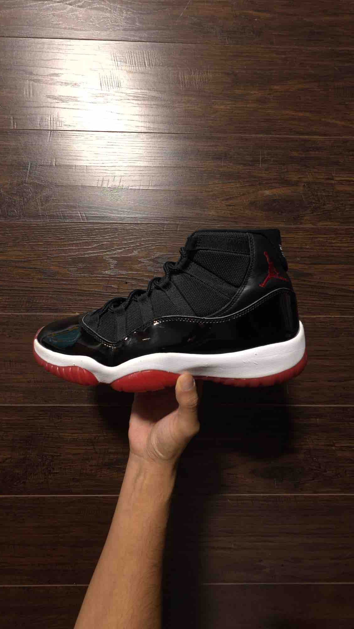 Jordan 11 Retro Playoffs Bred (2019) [USED] - 12 M