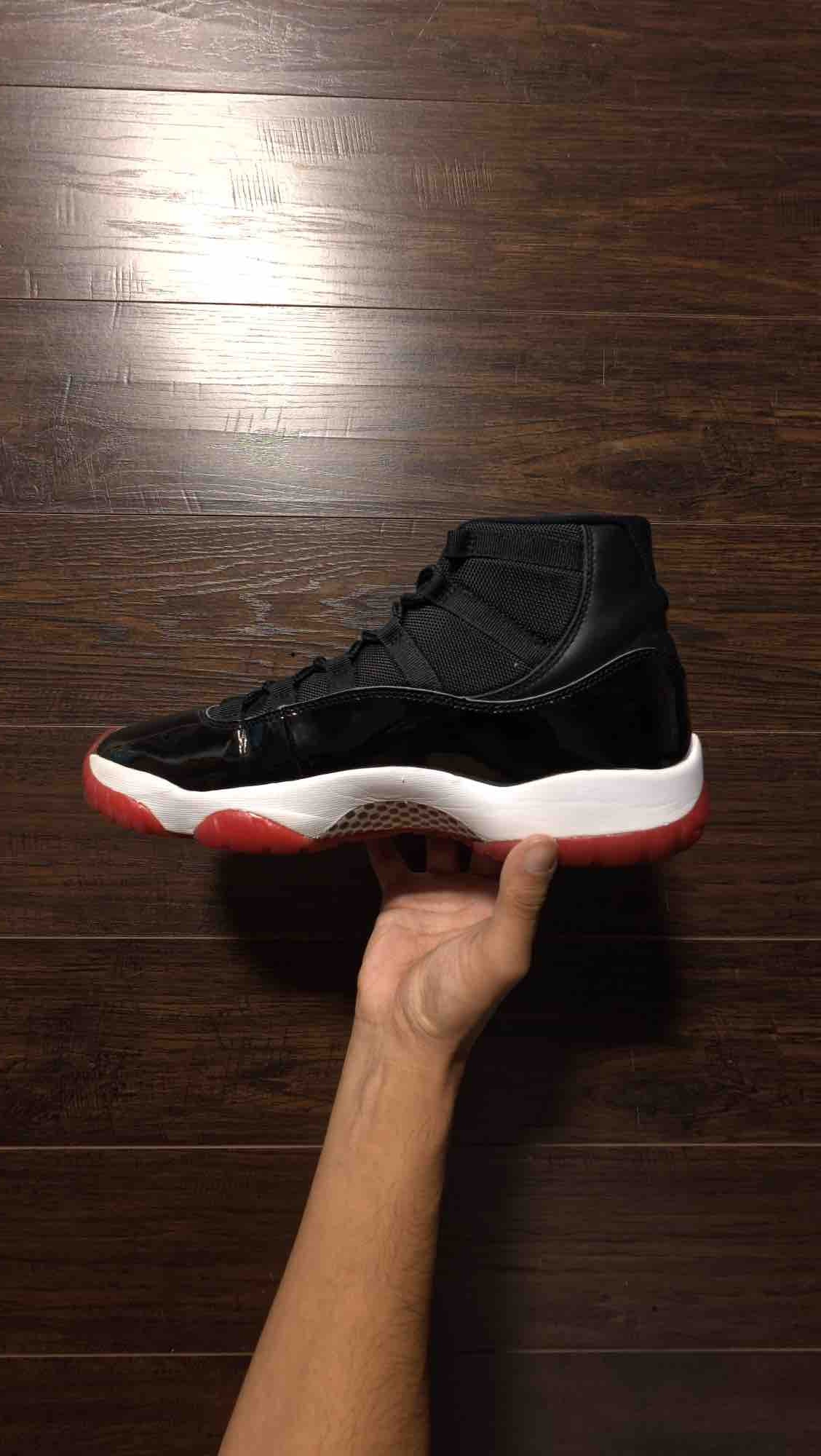 Jordan 11 Retro Playoffs Bred (2019) [USED] - 12 M
