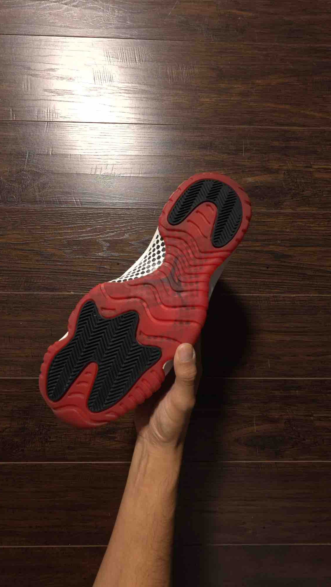 Jordan 11 Retro Playoffs Bred (2019) [USED] - 12 M