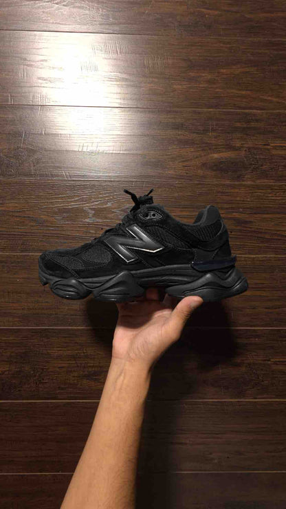 New Balance 9060 Triple Black [USED] - 8.5 M