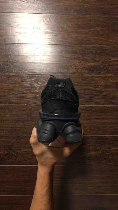 New Balance 9060 Triple Black [USED] - 8.5 M