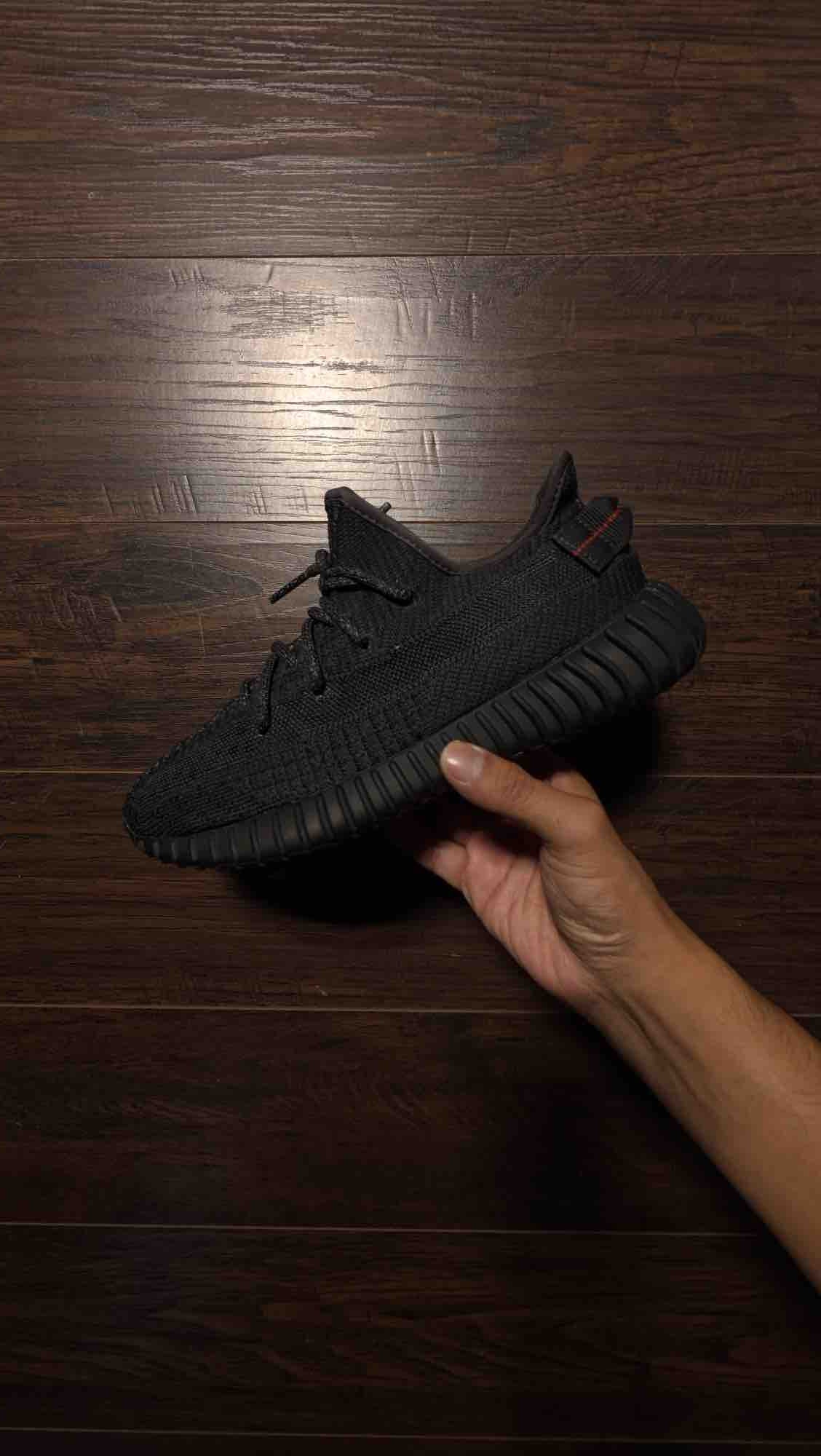 adidas Yeezy Boost 350 V2 Black (Non-Reflective) [USED] - 6.5 Y