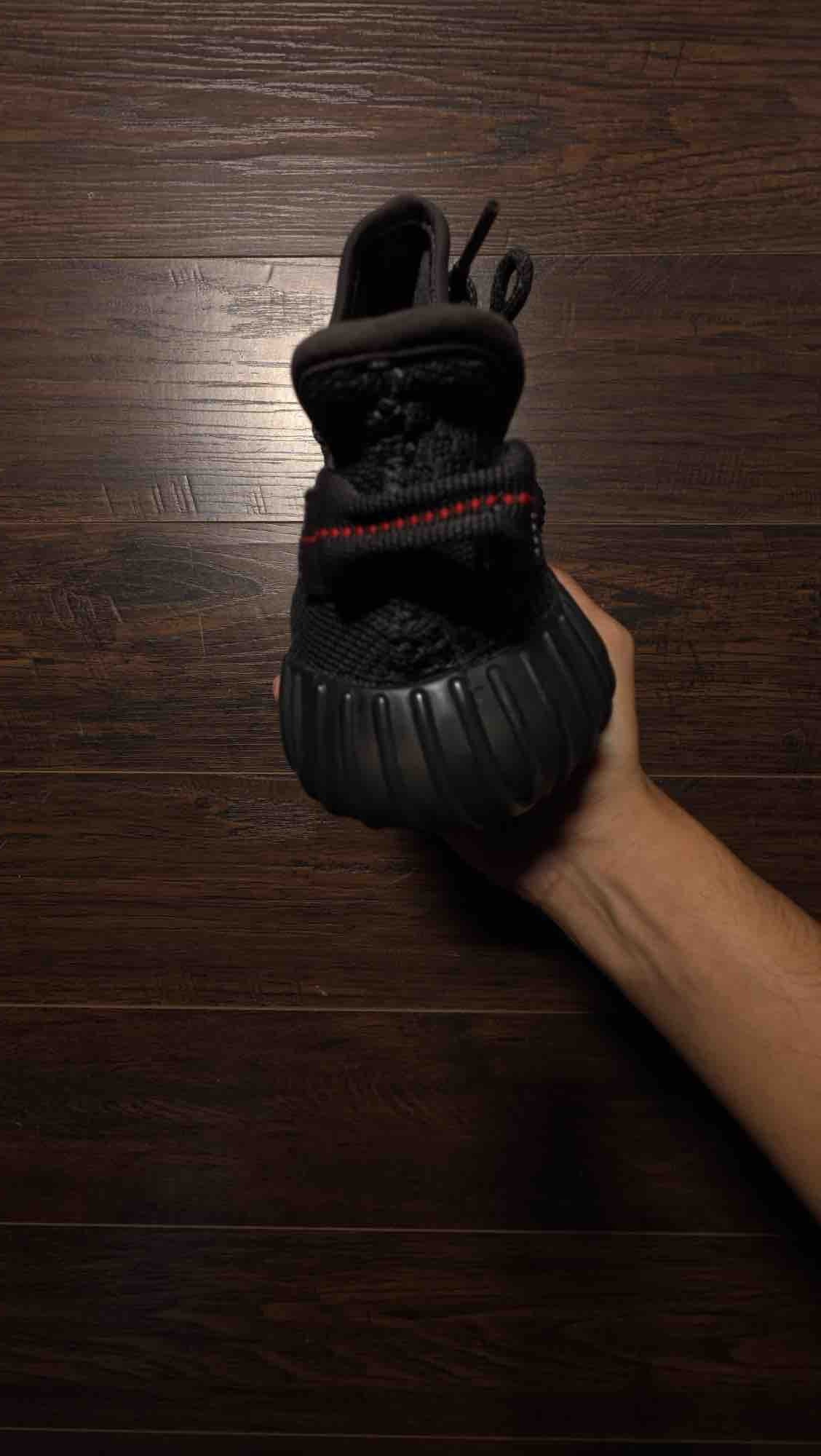 adidas Yeezy Boost 350 V2 Black (Non-Reflective) [USED] - 6.5 Y
