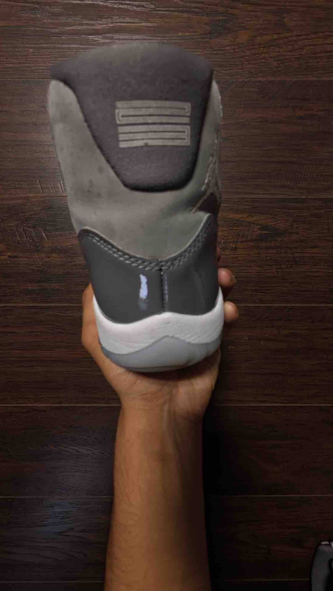 Jordan 11 Retro Cool Grey (2021) [USED] - 6 Y