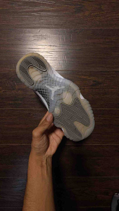 Jordan 11 Retro Cool Grey (2021) [USED] - 6 Y