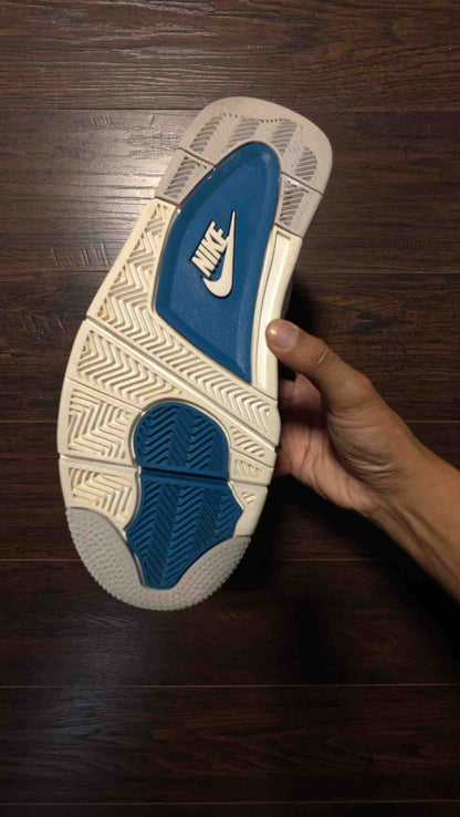 Jordan 4 Retro Military Blue (2024) [USED] - 10.5 M