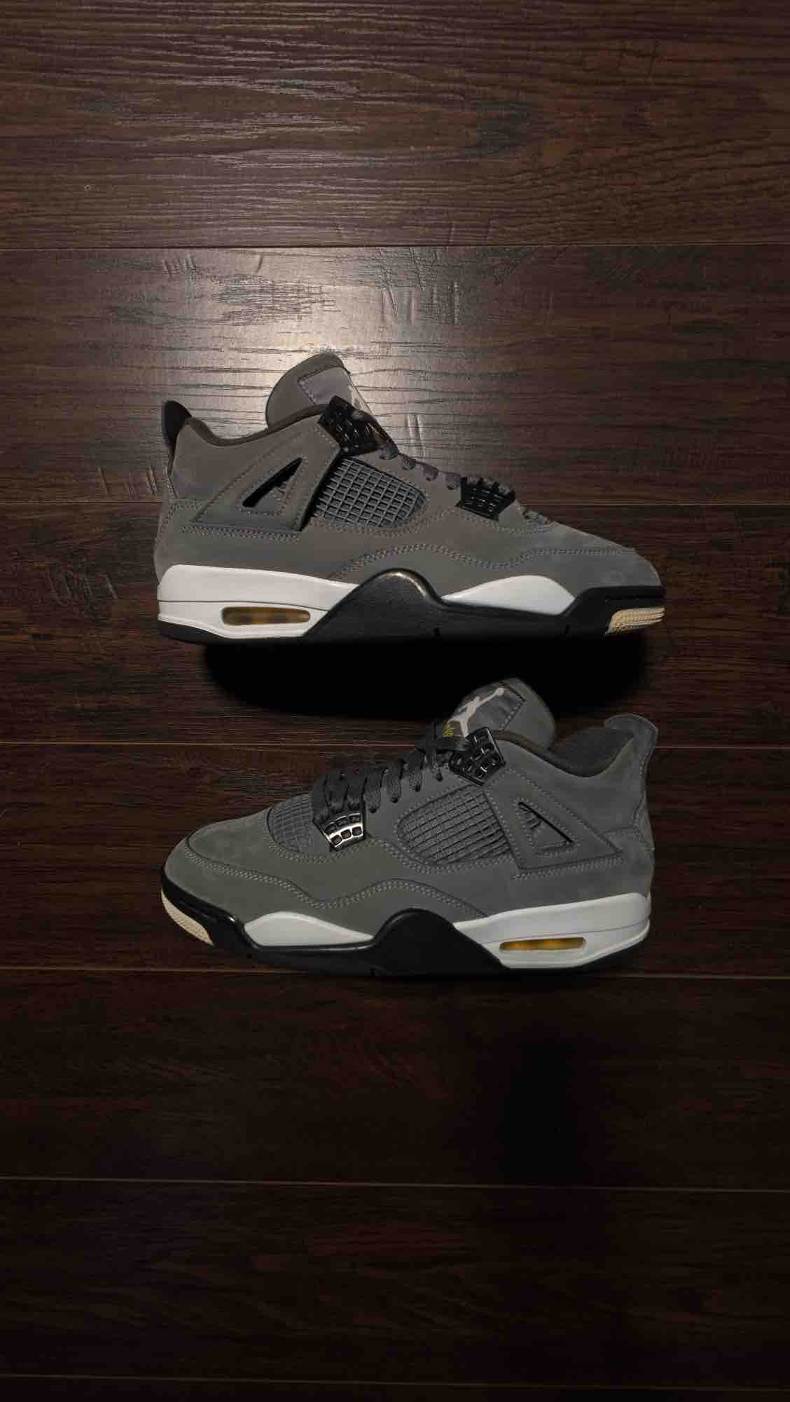 Jordan 4 Retro Cool Grey (2019) [USED] - 10.5 M