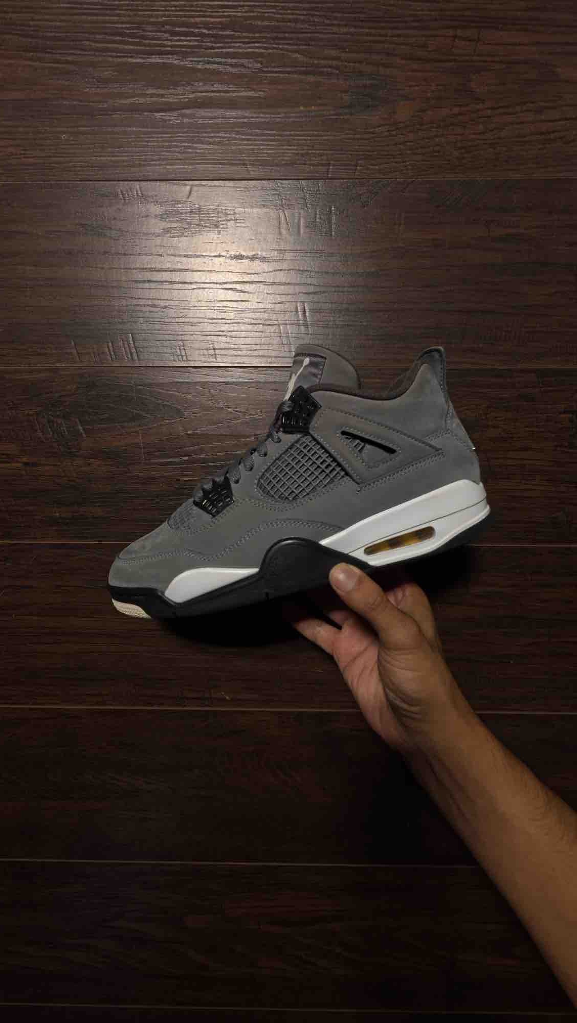 Jordan 4 Retro Cool Grey (2019) [USED] - 10.5 M