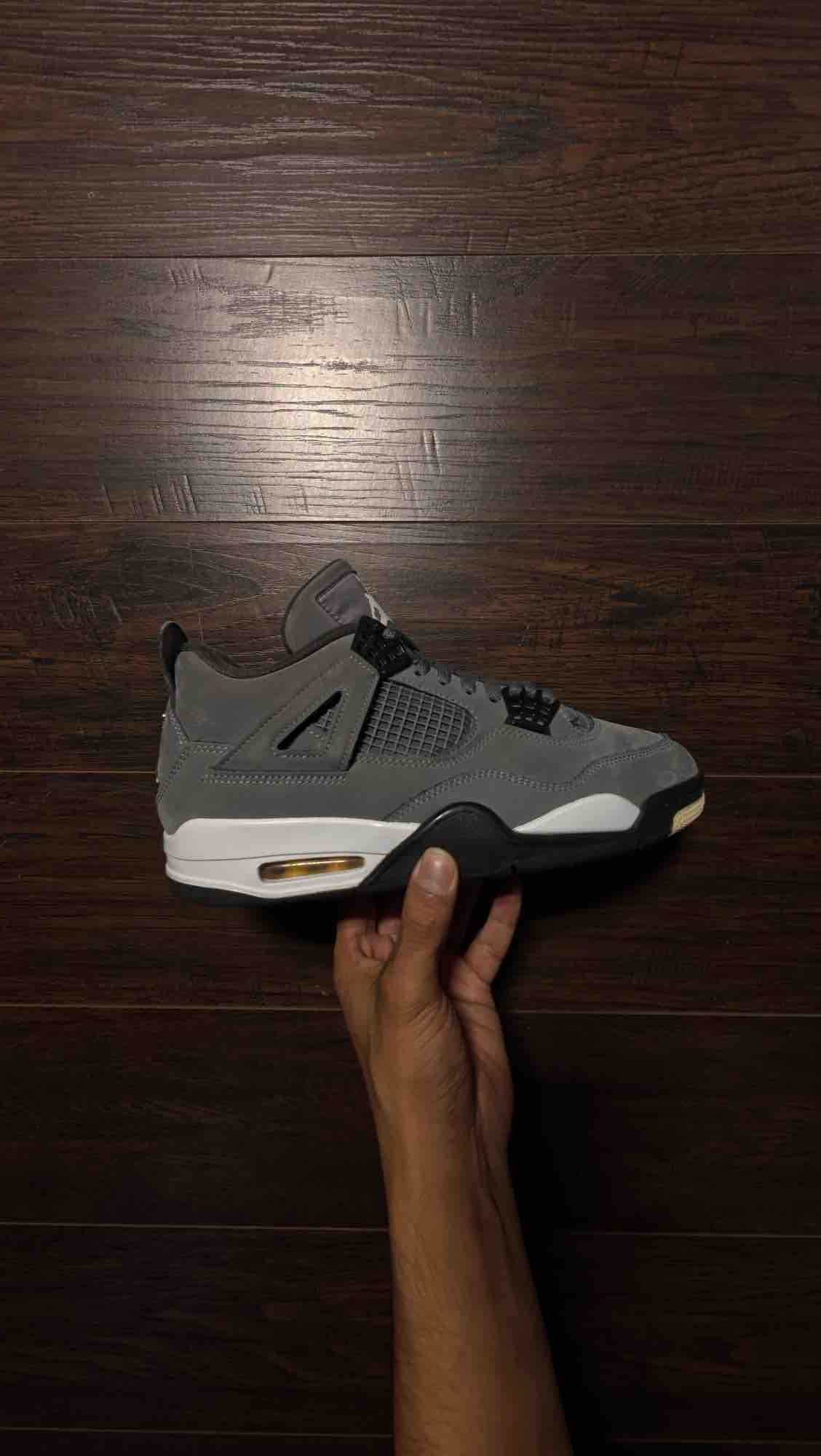 Jordan 4 Retro Cool Grey (2019) [USED] - 10.5 M