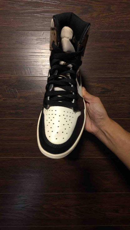 Jordan 1 Retro High Dark Mocha [USED] - 10.5 M