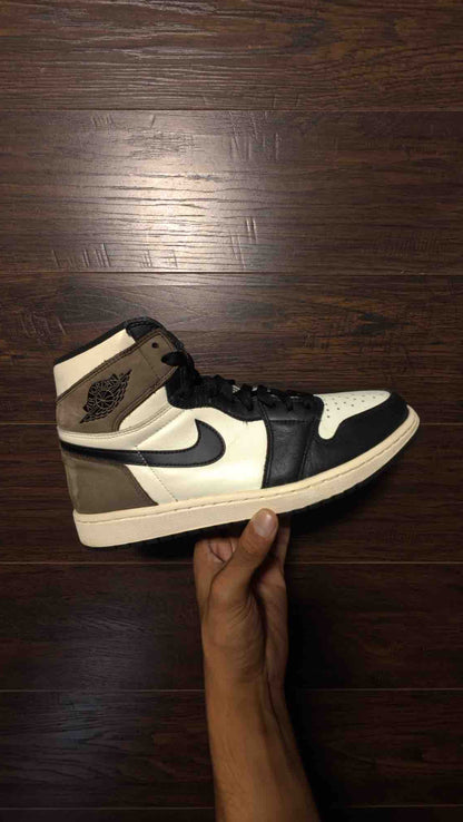Jordan 1 Retro High Dark Mocha [USED] - 10.5 M