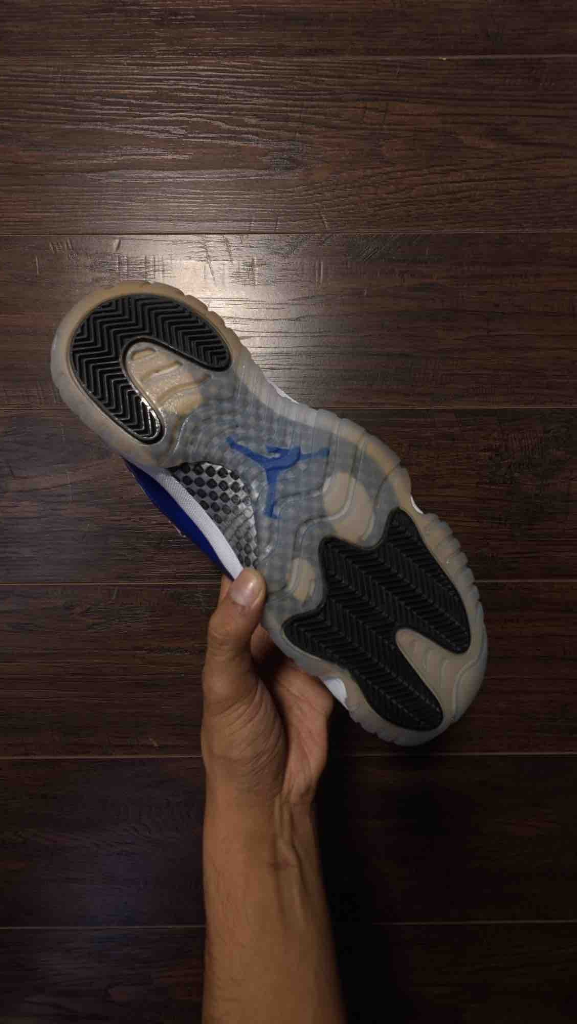 Jordan 11 Retro Low White Concord (Women's) [USED] - 10 M