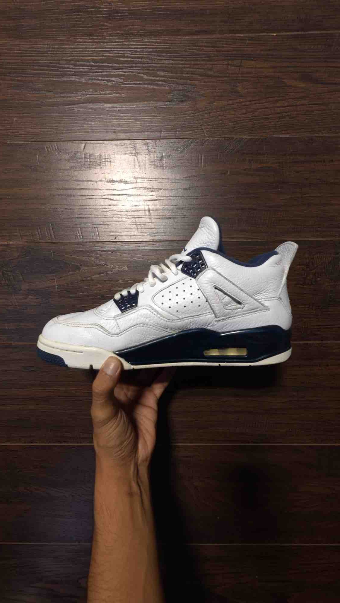 Jordan 4 Retro Columbia (2015) [USED] - 8.5 M