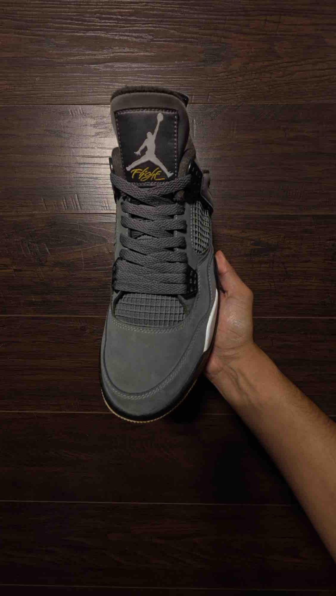 Jordan 4 Retro Cool Grey (2019) [USED] - 8 M