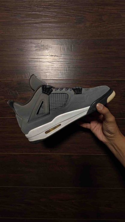 Jordan 4 Retro Cool Grey (2019) [USED] - 8 M