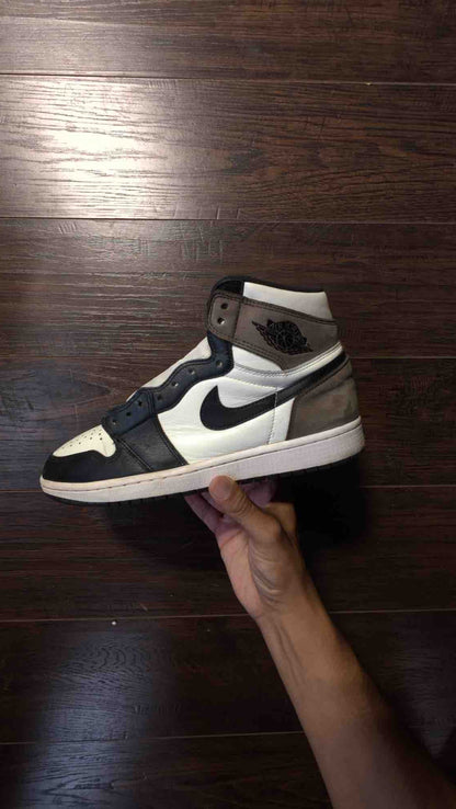 Jordan 1 Retro High OG Dark Mocha [USED] - 9.5 M