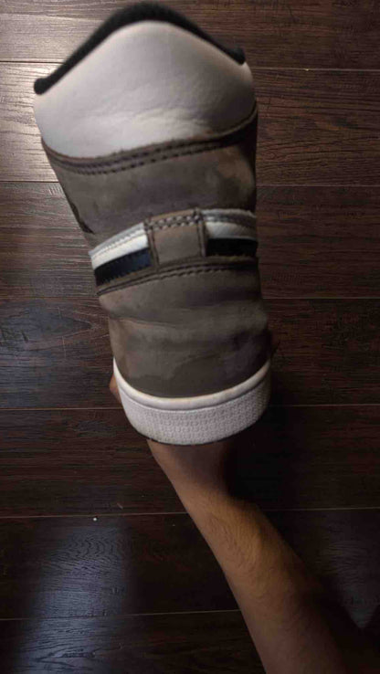 Jordan 1 Retro High OG Dark Mocha [USED] - 9.5 M