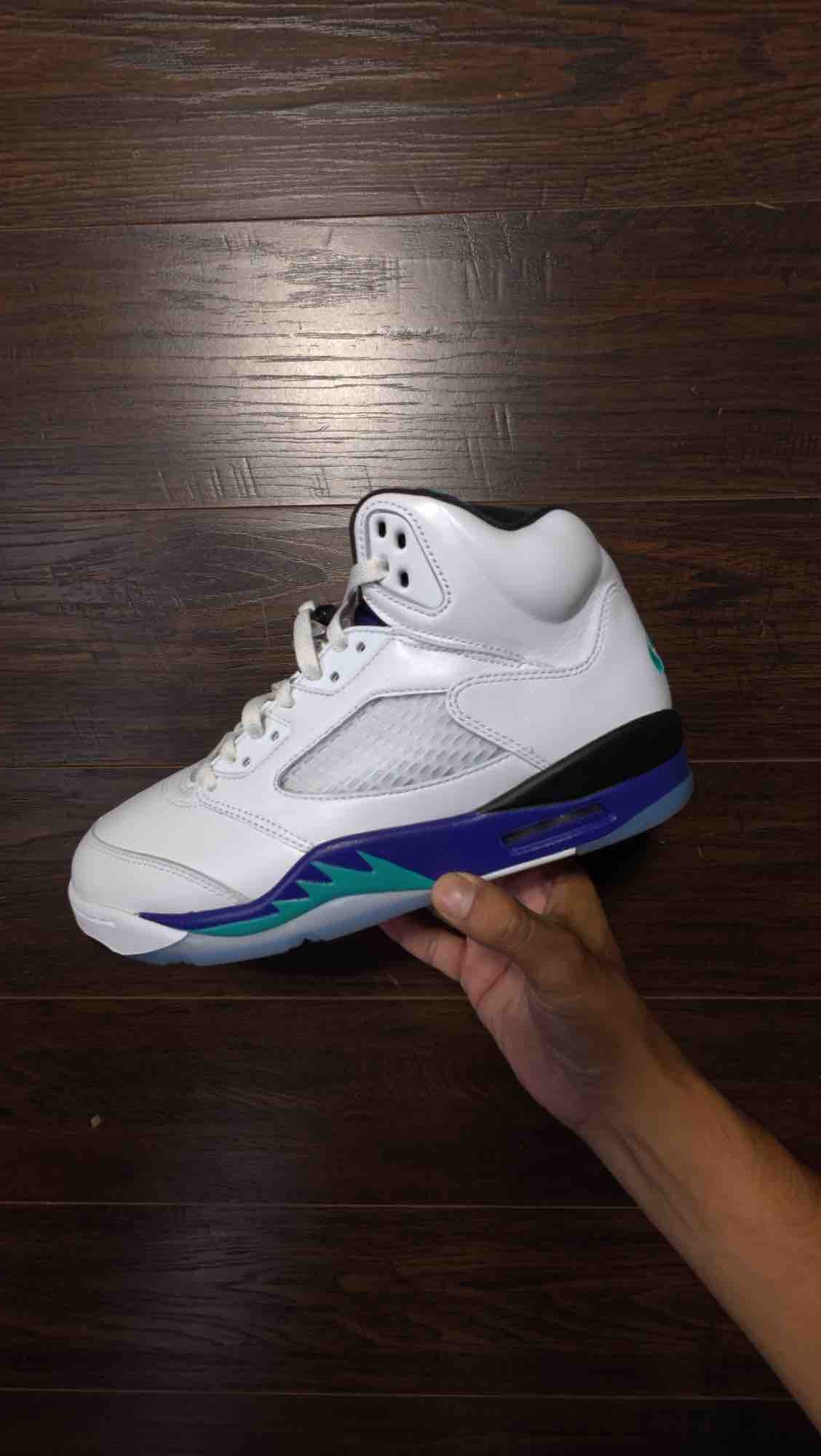Jordan 5 Retro Grape (2025) [USED] - 9.5 M