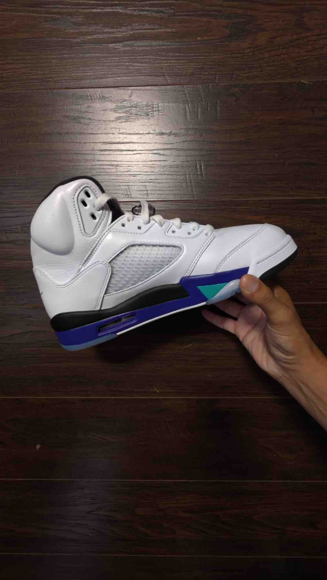 Jordan 5 Retro Grape (2025) [USED] - 9.5 M
