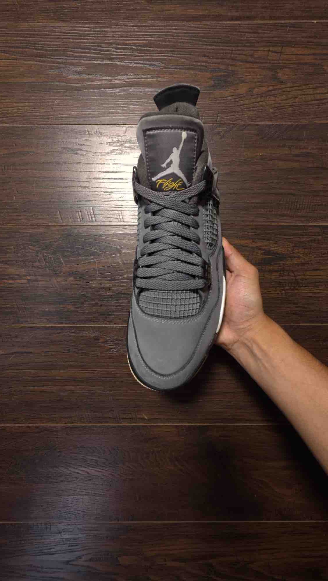 Jordan 4 Retro Cool Grey (2019) [USED] - 9.5 M