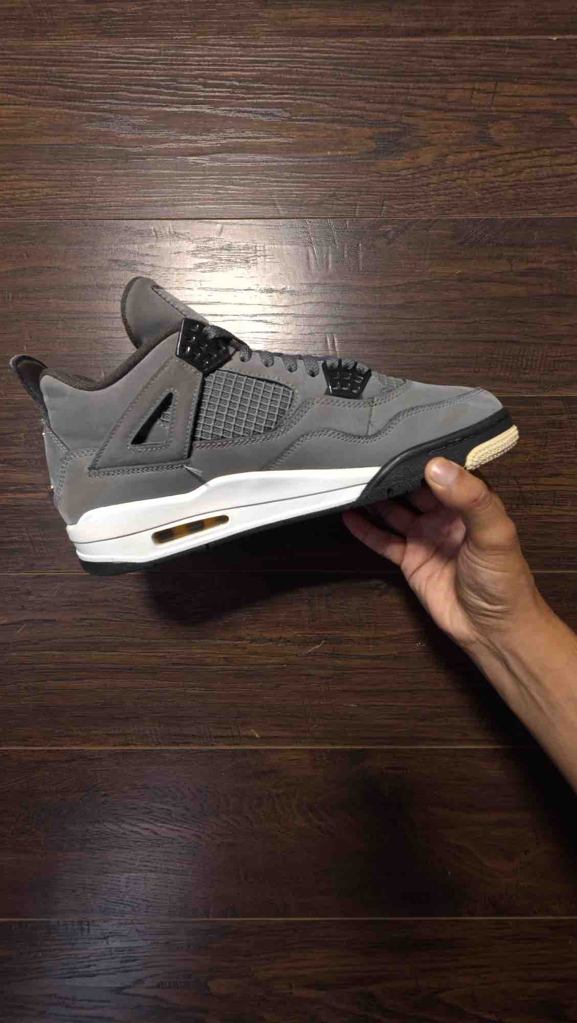 Jordan 4 Retro Cool Grey (2019) [USED] - 9.5 M