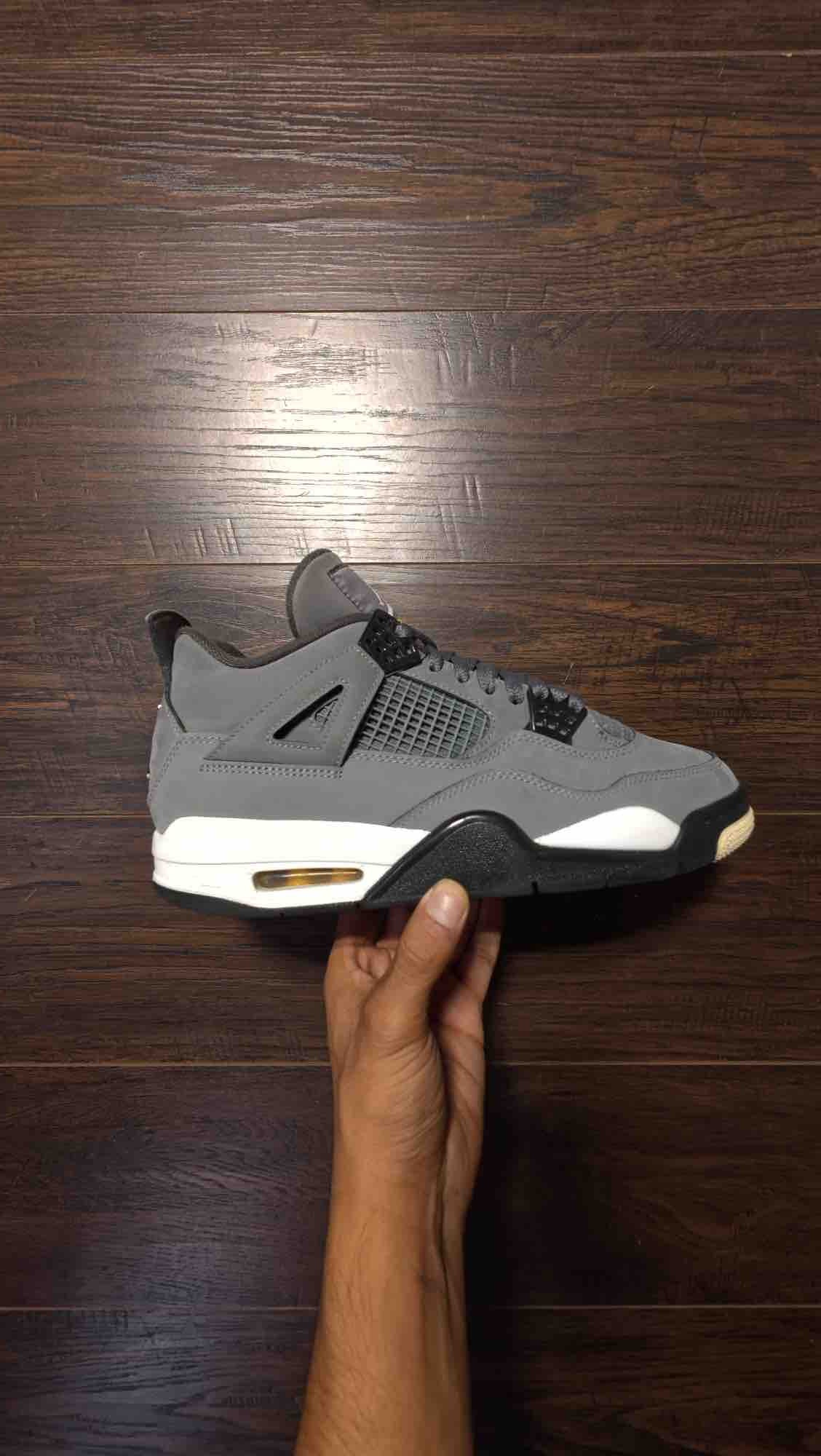 Jordan 4 Retro Cool Grey (2019) [USED] - 9.5 M