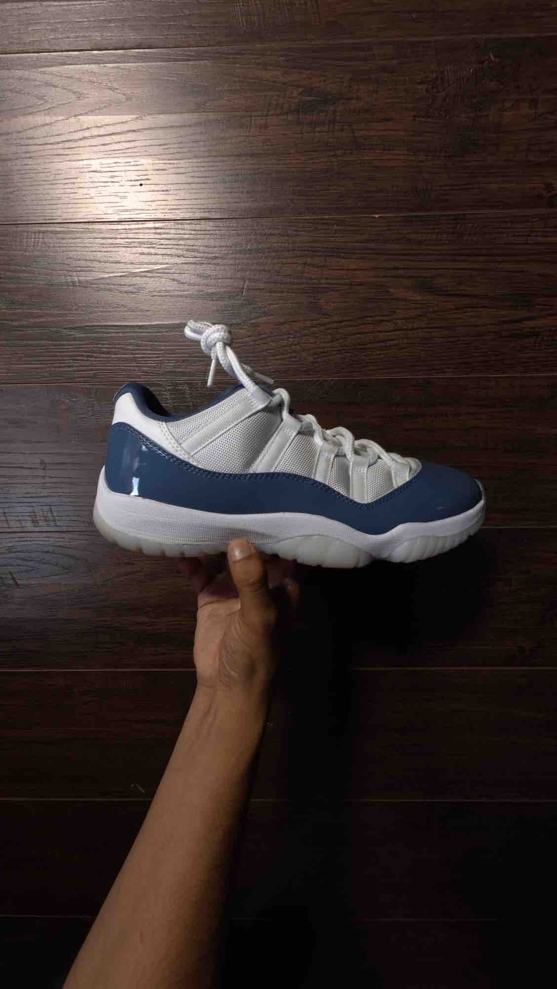 Jordan 11 Retro Low Diffused Blue [USED] - 9.5 M