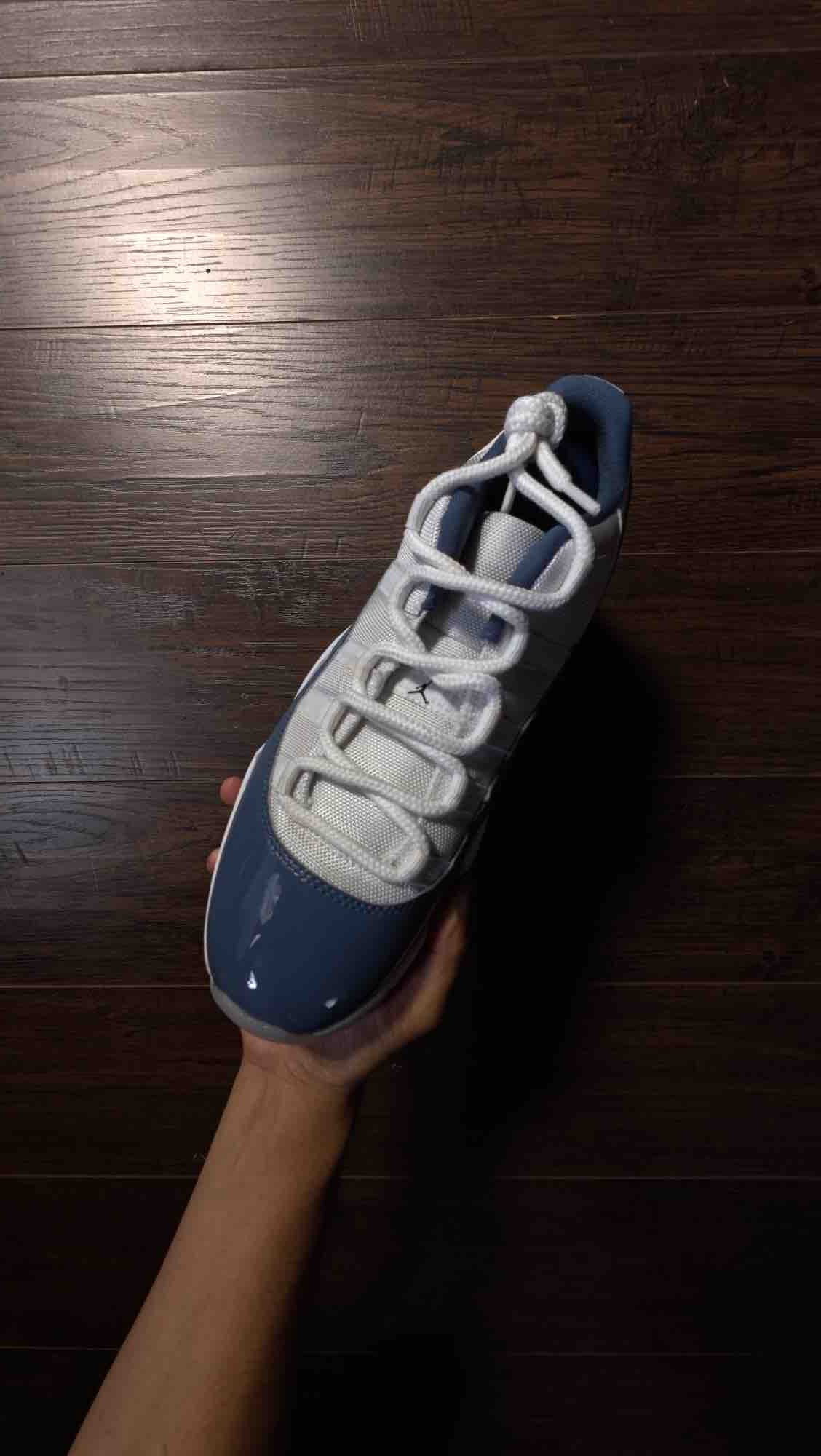 Jordan 11 Retro Low Diffused Blue [USED] - 9.5 M