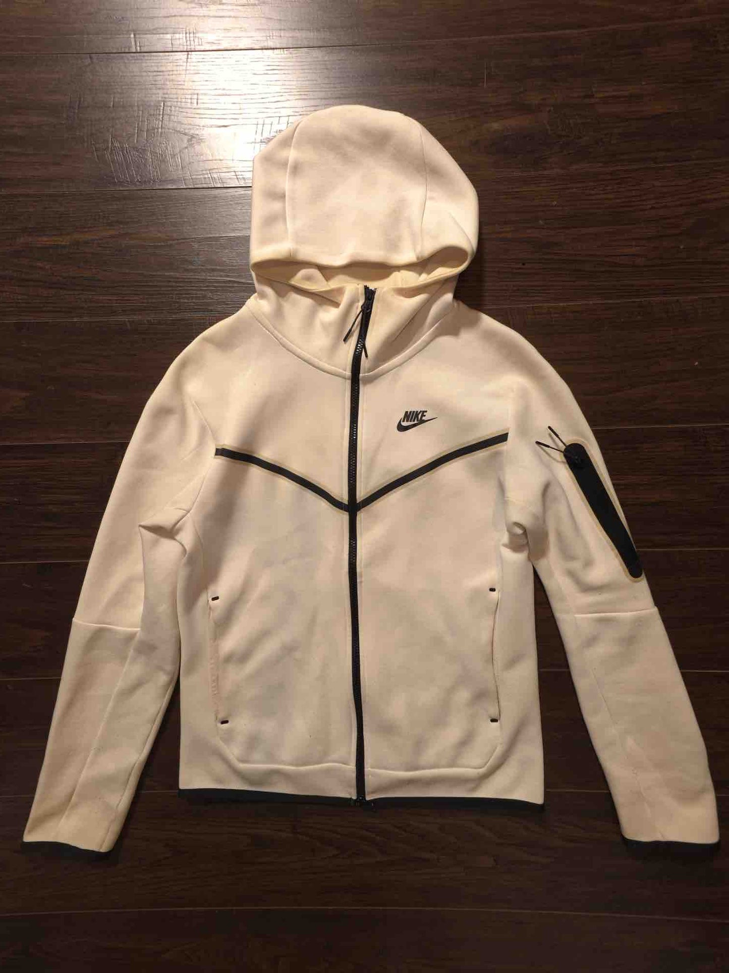 Nike Sportswear Tech Fleece Full-Zip Hoodie Phantom Black [NEW] - S