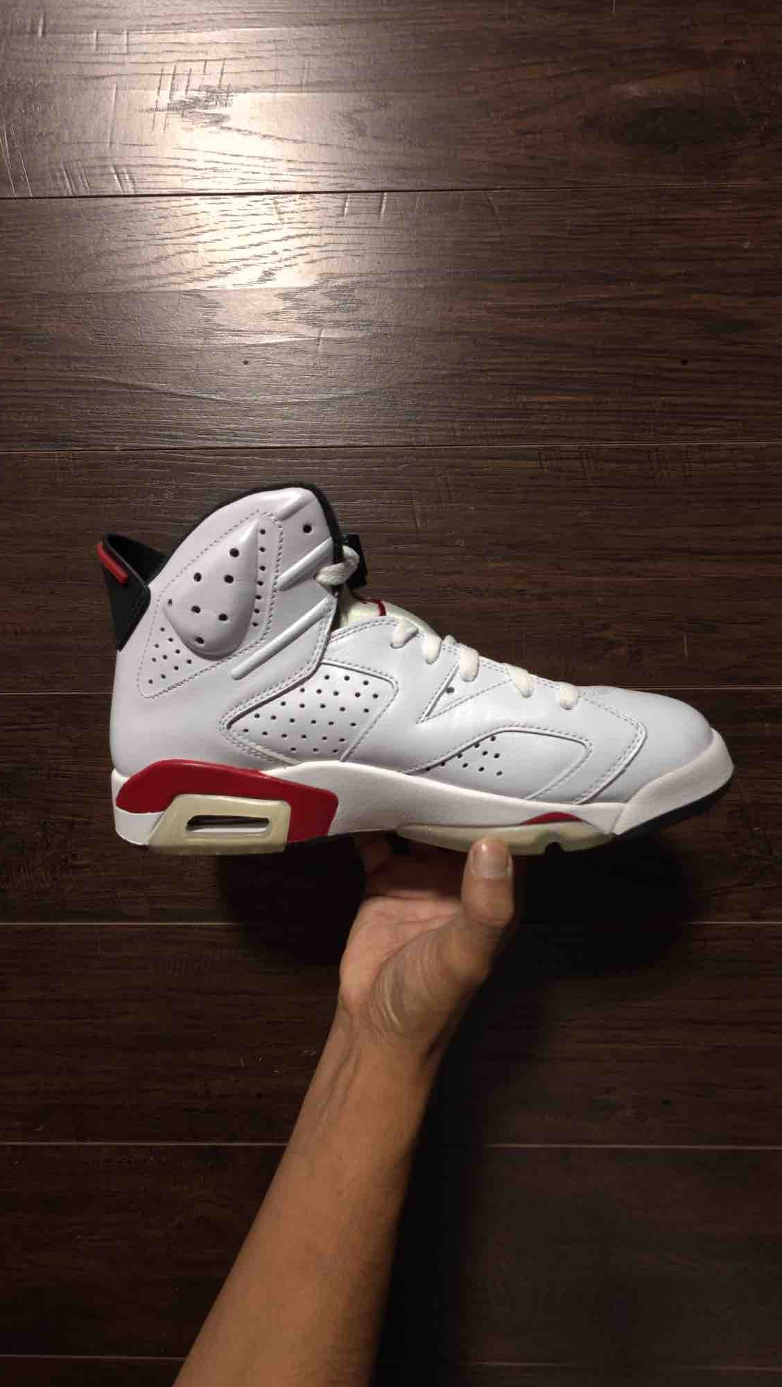 Jordan 6 Retro Bulls (2010) [NEW] - 9.5 M