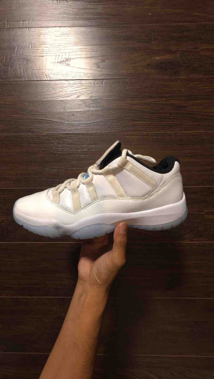 Jordan 11 Retro Low Legend Blue [USED] - 9.5 M