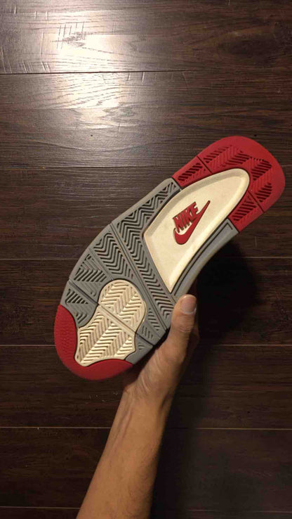 Jordan 4 Retro Bred Reimagined [USED] - 9.5 M