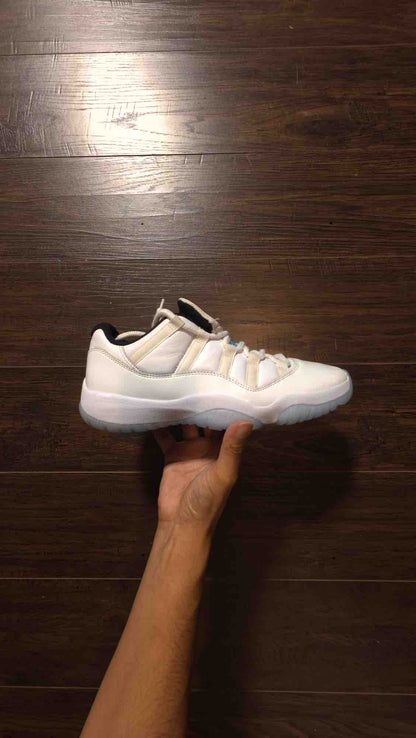 Jordan 11 Retro Low Legend Blue [USED] - 9.5 M