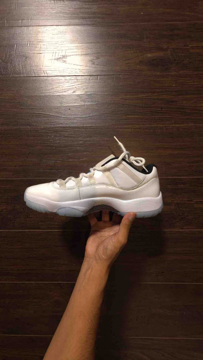 Jordan 11 Retro Low Legend Blue [USED] - 9.5 M