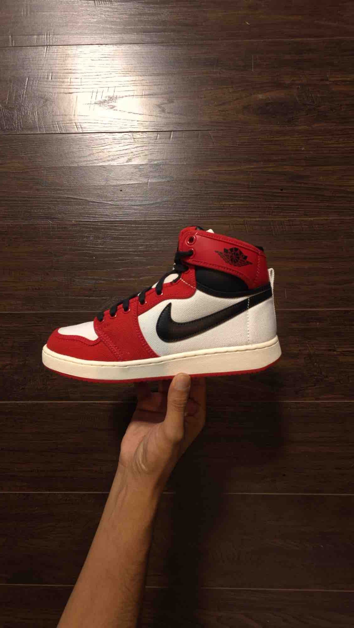 Jordan 1 Retro AJKO Chicago (2021) [NEW] - 7.5 M