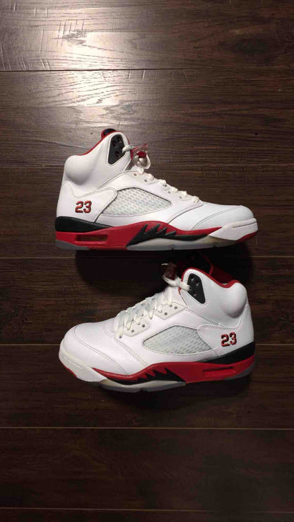 Jordan 5 Retro Fire Red Black Tongue (2013) [NEW] - 9.5 M