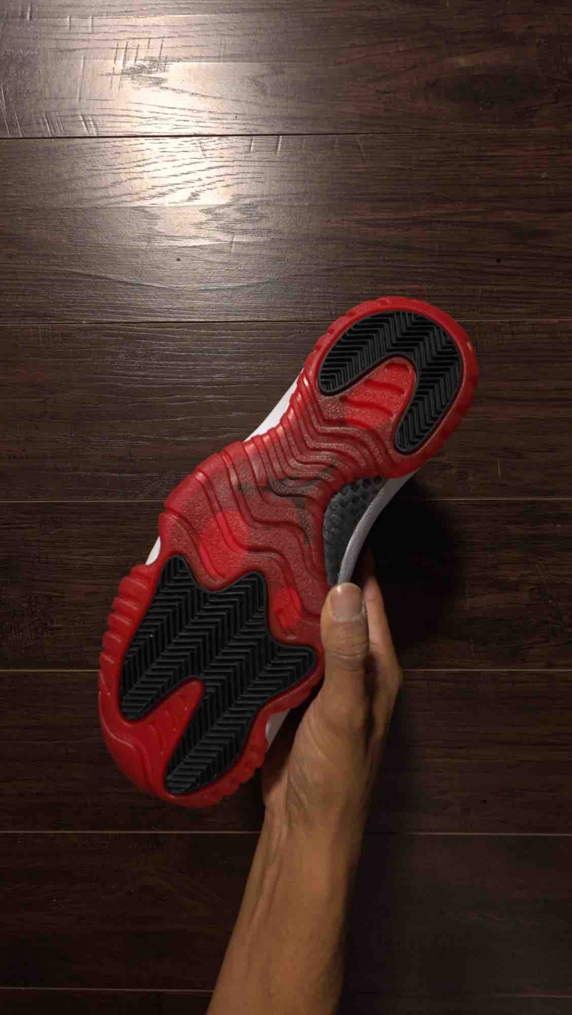 Jordan 11 Retro Playoffs (2012) [NEW] - 9.5 M