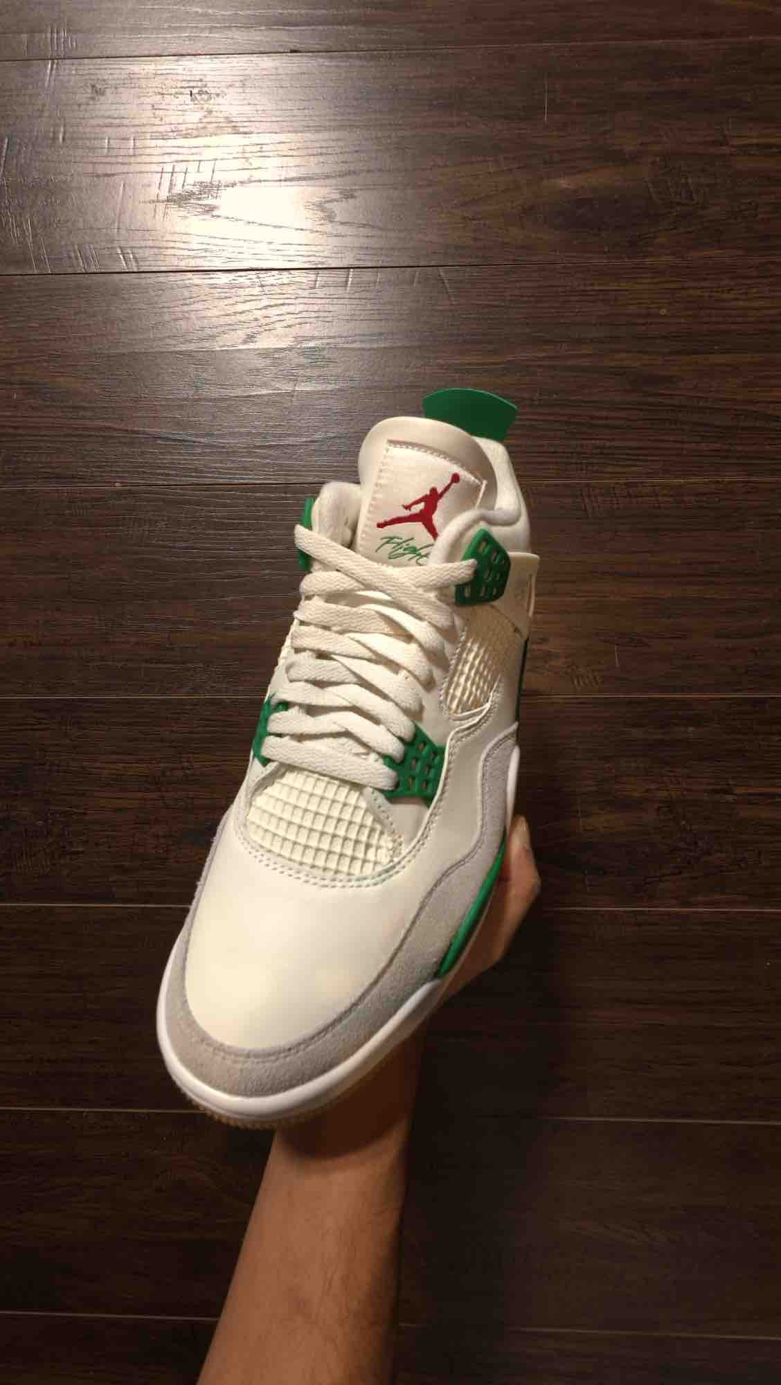 Jordan 4 Retro SB Pine Green [NEW]