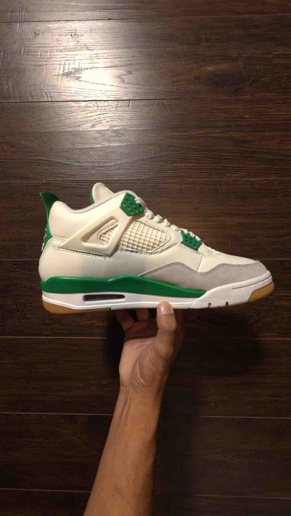 Jordan 4 Retro SB Pine Green [NEW]