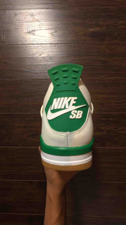 Jordan 4 Retro SB Pine Green [NEW]