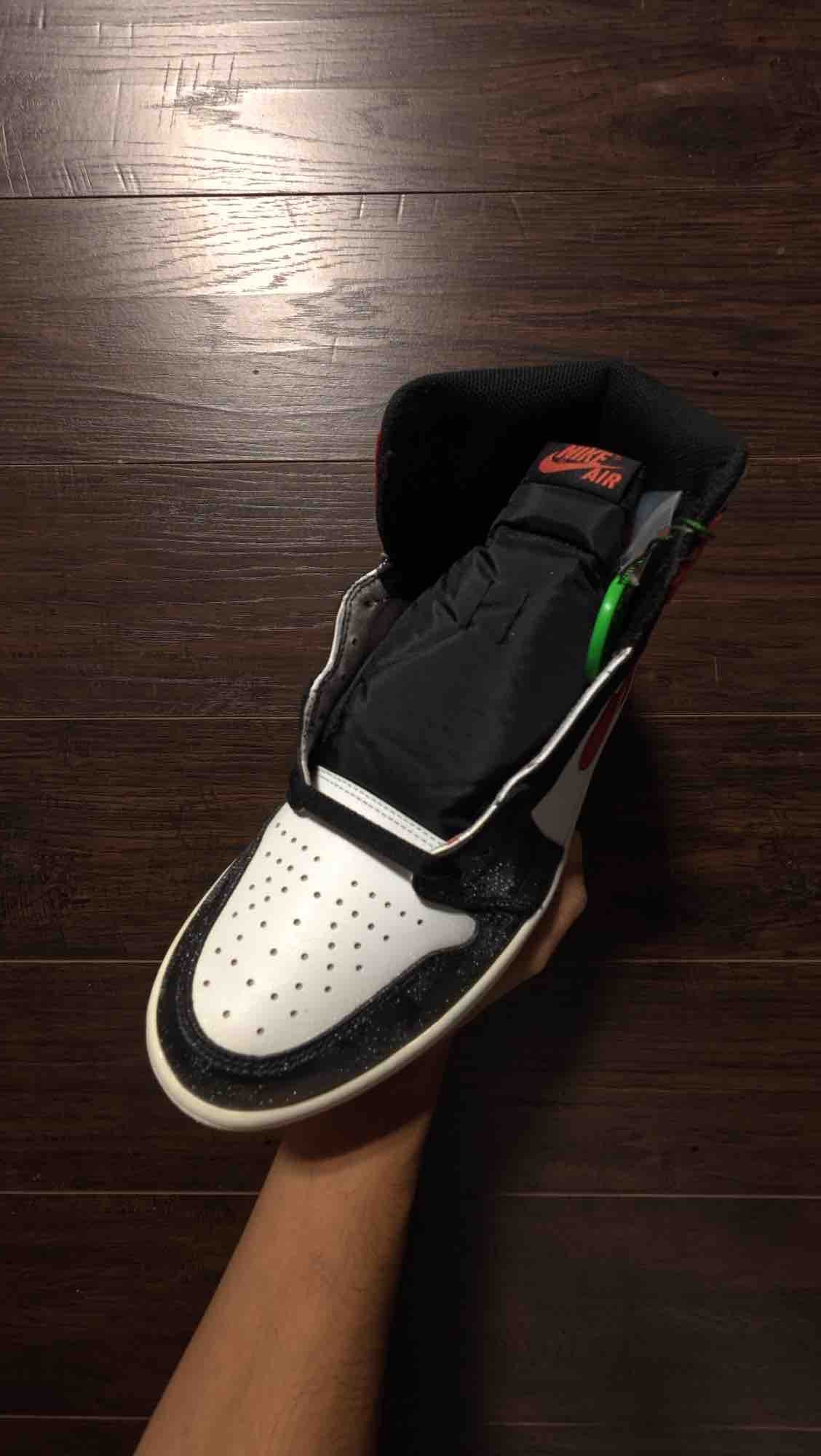 Jordan 1 Retro High Track Red [NEW] - 9.5 M