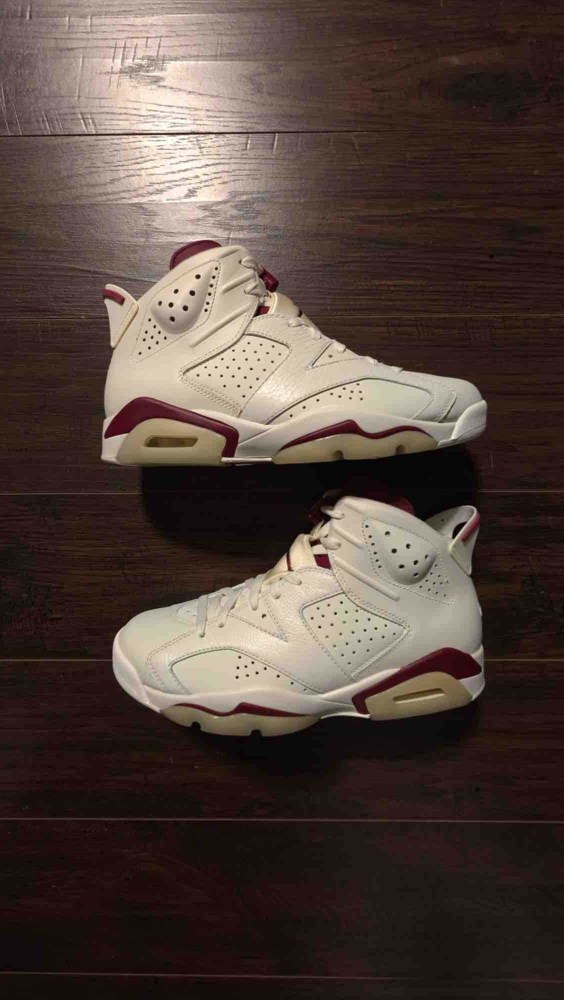 Jordan 6 Retro Maroon (2015) [NEW] - 9.5 M