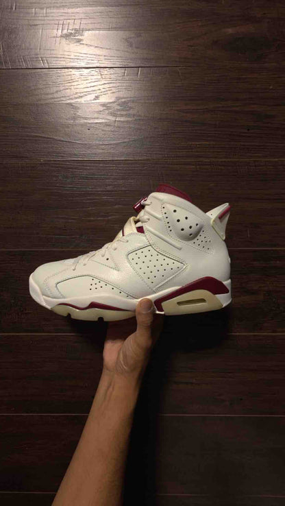 Jordan 6 Retro Maroon (2015) [NEW] - 9.5 M