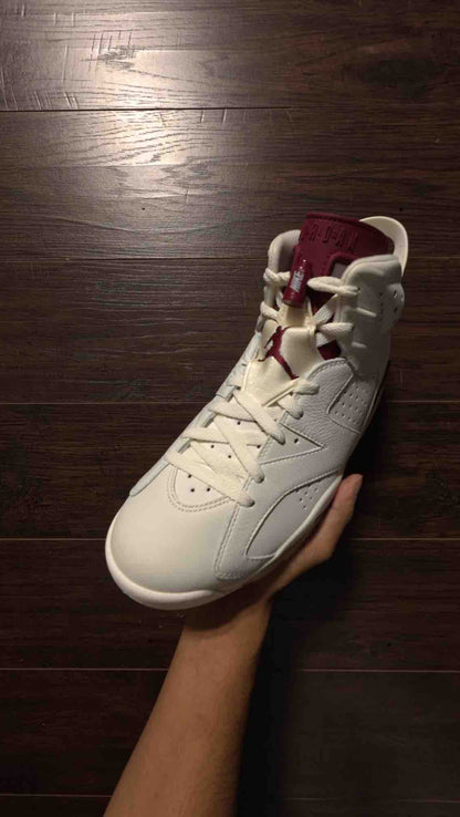 Jordan 6 Retro Maroon (2015) [NEW] - 9.5 M