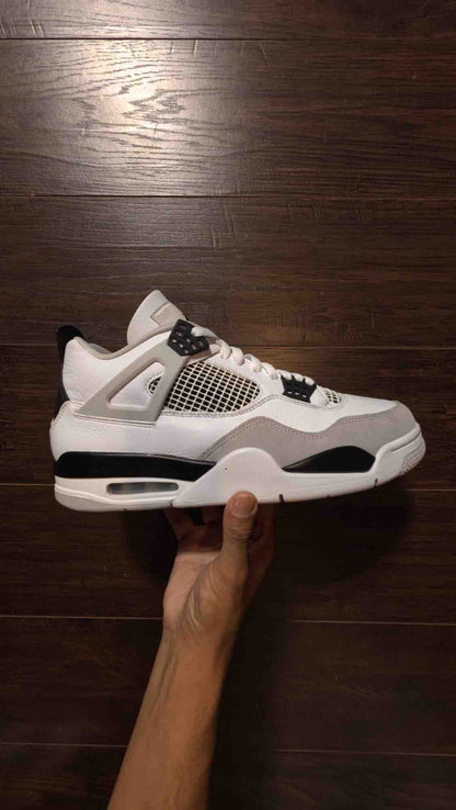 Jordan 4 Retro Military Black [USED] - 12 M